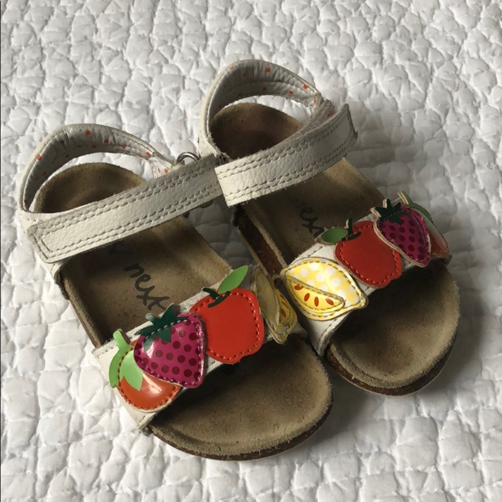 Next Fruit Girl Sandals size 6 🍊 🍓 🍎 🍋